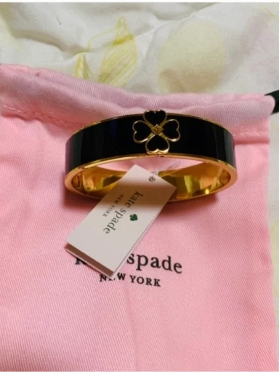 Kate Spade ♠️ Gold-Tone Black Enamel Clover Hinged Bangle Bracelet with Dustbag - Picture 2 of 2